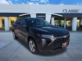 Used 2025 Chevrolet Trax LS image 2