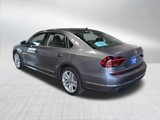 Used 2017 Volkswagen Passat 1.8T SE image 5