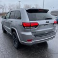 Used 2018 Jeep Grand Cherokee Altitude image 2