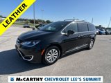 Used 2019 Chrysler Pacifica Touring-L image 3