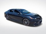 Used 2021 Toyota Camry SE image 3