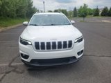 Used 2019 Jeep Cherokee Latitude Plus w/ Comfort/Convenience Group image 3