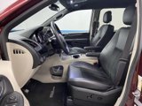 Certified 2017 Dodge Grand Caravan SXT w/ Driver Convenience Group image 4