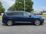 Used 2017 Chrysler Pacifica Limited w/ UConnect Theater Package image 3