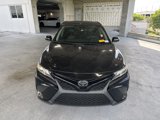 Used 2020 Toyota Camry SE image 2