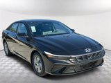 New 2025 Hyundai Elantra SE image 3