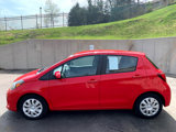 Used 2015 Toyota Yaris L image 2