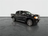 Used 2020 GMC Canyon Denali image 2