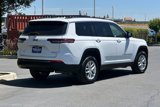 Used 2023 Jeep Grand Cherokee L Laredo image 4