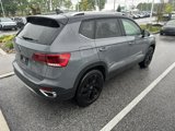 Used 2024 Volkswagen Taos SE w/ Panoramic Sunroof Package image 4
