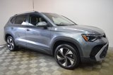 New 2025 Volkswagen Taos SE image 3