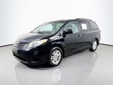 Used 2014 Toyota Sienna XLE image 3