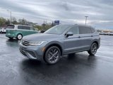 Certified 2022 Volkswagen Tiguan SE w/ Panoramic Sunroof Package image 3