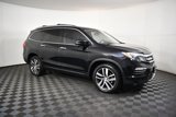 Used 2017 Honda Pilot Touring image 4