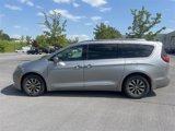 Used 2019 Chrysler Pacifica Touring-L Plus image 3