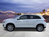 Used 2015 Mitsubishi Outlander Sport ES image 2