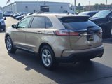 Used 2020 Ford Edge SE image 3