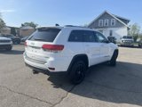 Used 2018 Jeep Grand Cherokee Laredo image 2