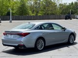 Certified 2022 Toyota Avalon Limited image 5