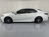 Used 2022 Toyota Camry SE image 5