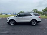 Used 2019 Ford Explorer XLT w/ Equipment Group 202A image 2