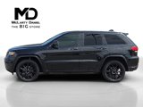 Used 2020 Jeep Grand Cherokee Altitude image 3