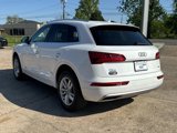 Used 2020 Audi Q5 2.0T Premium w/ Convenience Package image 4