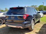 Used 2017 Ford Explorer XLT image 4