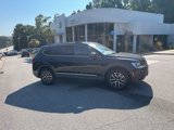 Used 2021 Volkswagen Tiguan SE w/ Panoramic Sunroof Package image 2