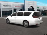 New 2024 Chrysler Pacifica Touring-L image 4
