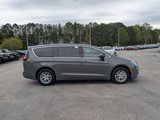 New 2025 Chrysler Pacifica Select image 4