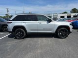 New 2024 Jeep Grand Cherokee Limited w/ Black Appearance Package image 2