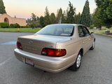 Used 1995 Toyota Camry LE image 6