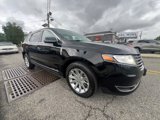 Used 2018 Lincoln MKT AWD image 2