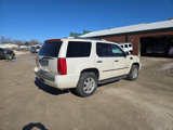 Used 2008 Cadillac Escalade AWD image 3