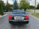 Used 2003 Lincoln Town Car Signature image 6