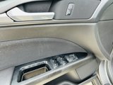 Used 2016 Ford Fusion SE image 6