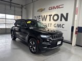 Used 2023 Jeep Grand Cherokee 4WD 4xe image 2