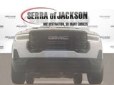 Used 2023 GMC Acadia SLE w/ Driver Convenience Package image 3