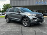 Used 2023 Ford Explorer XLT w/ Equipment Group 202A image 2