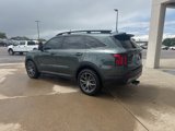 Used 2021 Kia Sorento SX Prestige image 2