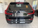 Certified 2022 Volvo XC60 B5 Momentum image 3