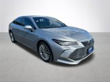 Used 2019 Toyota Avalon Limited image 5