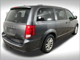 Used 2020 Dodge Grand Caravan SXT w/ Driver Convenience Group image 3