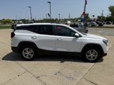 Used 2022 GMC Terrain SLE w/ Driver Convenience Package image 6