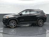 New 2025 Jeep Compass Limited image 4