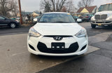 Used 2015 Hyundai Veloster image 2