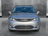 Used 2020 Chrysler Pacifica Touring-L image 2