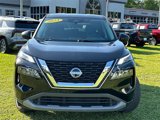 Used 2023 Nissan Rogue S image 2
