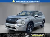 New 2025 Mitsubishi Outlander SEL image 3